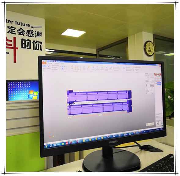 mouldworldserviceのチームが月例トレーニングを受け入れました